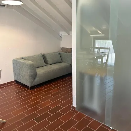 Casa Adega Do Mosteiro - ゲストハウス 3*