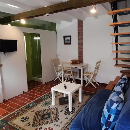 Casa Adega Do Mosteiro - ゲストハウス 3*