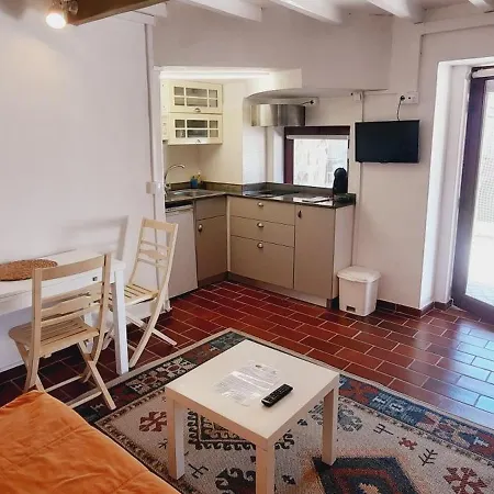 Casa Adega Do Mosteiro - Gæstehus