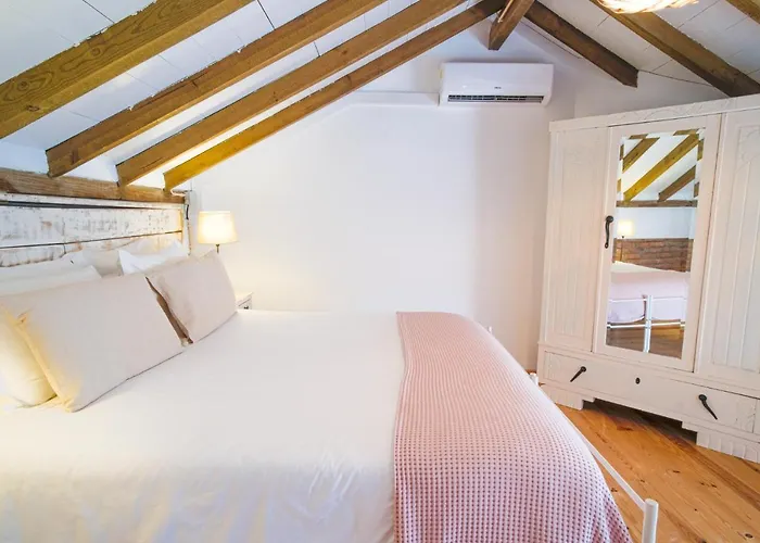 Gasthuis Casa Adega Do Mosteiro -