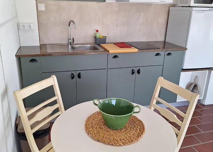 Casa Adega Do Mosteiro - Gasthuis Caldas Da Rainha